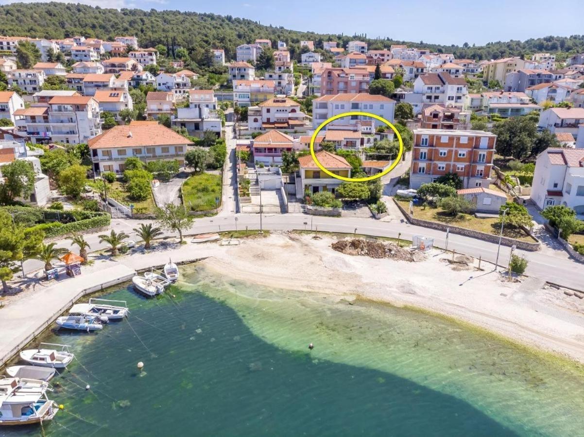 Apartments Doria - 20M From Beach Trogir Dış mekan fotoğraf
