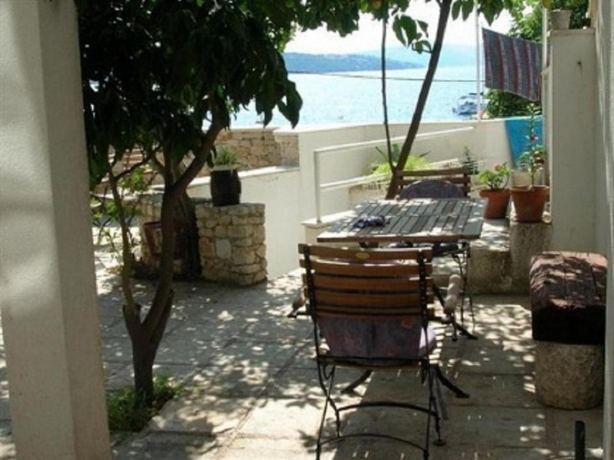 Apartments Doria - 20M From Beach Trogir Dış mekan fotoğraf